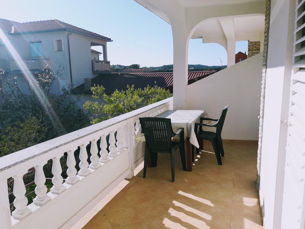 Pahljina Apartments Palit Kültér fotó